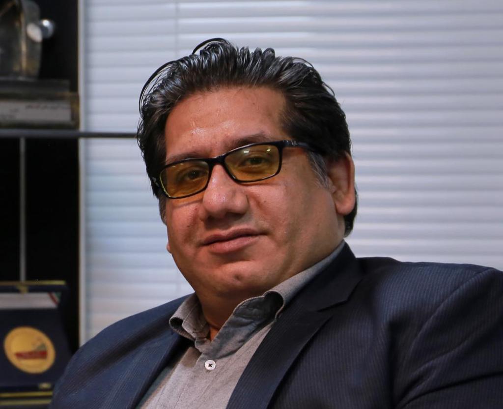 دکتر یاسر احسان